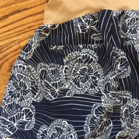 Pea in the Pod maternity short - Picture 2 of 4